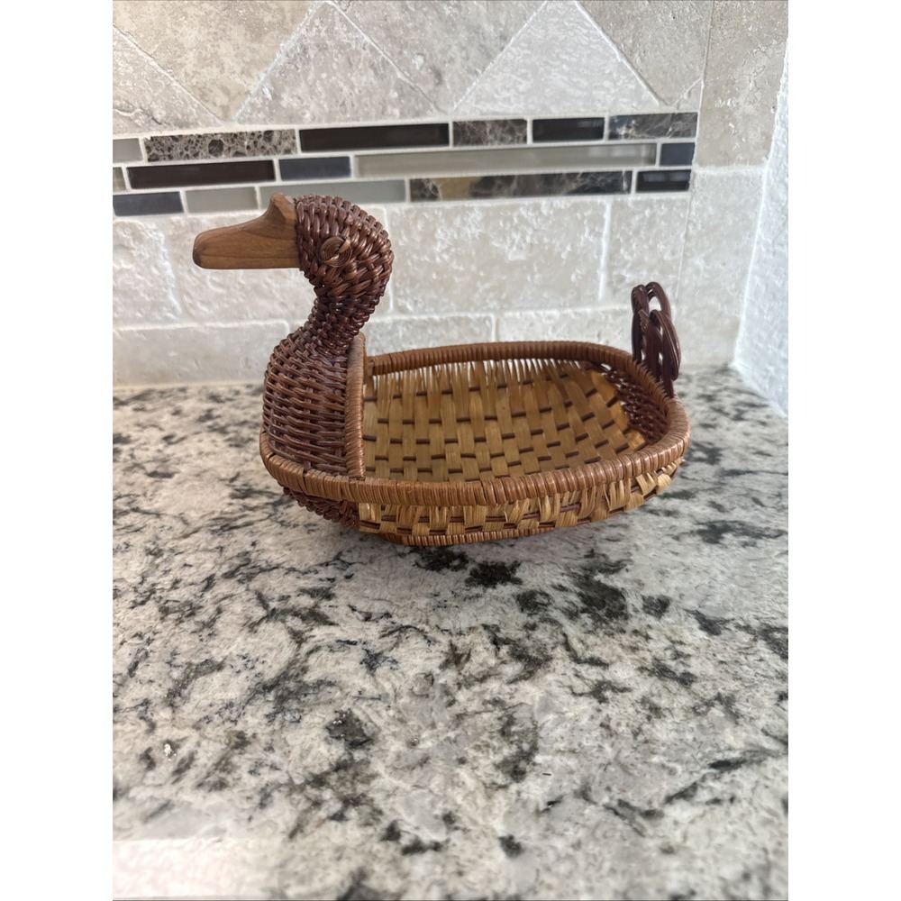 Vintage Wicker Duck Basket Woven Rattan Wood Beak Farmhouse Country Animal Boho